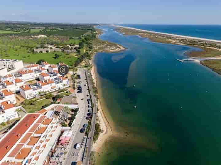 Дом для продажи в Cabanas De Tavira