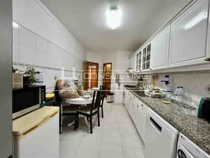 Apartment for sale in Corroios