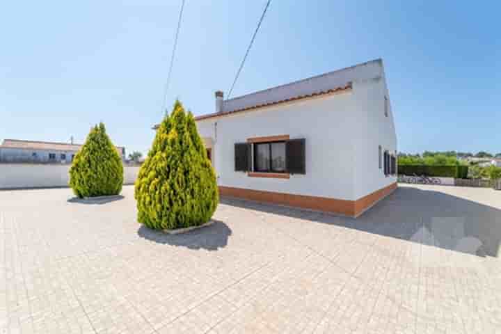 House for sale in Rogil