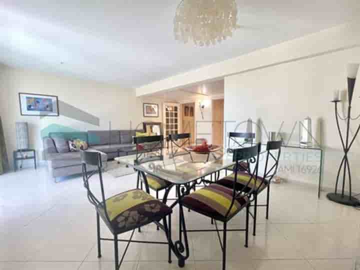 Apartment for sale in Vilamoura