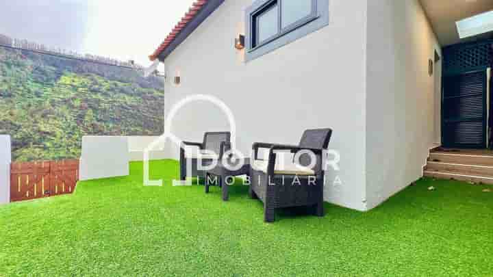 House for sale in Ribeira Da Janela