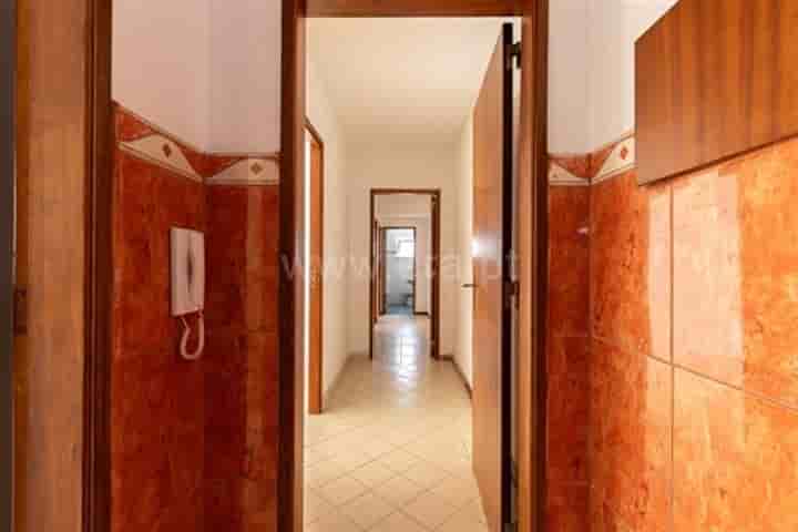 Apartment for sale in Quelfes