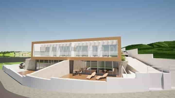 House for sale in Charneca De Caparica