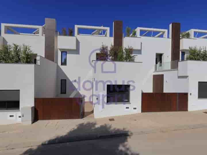 House for sale in Moncarapacho e Fuseta