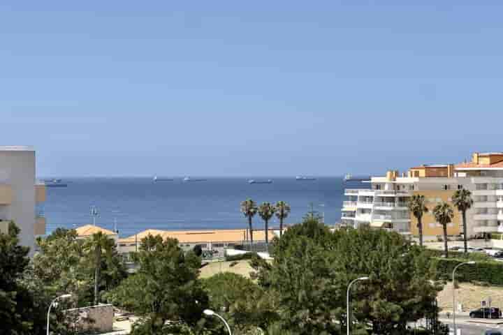 Apartment for sale in Carcavelos e Parede