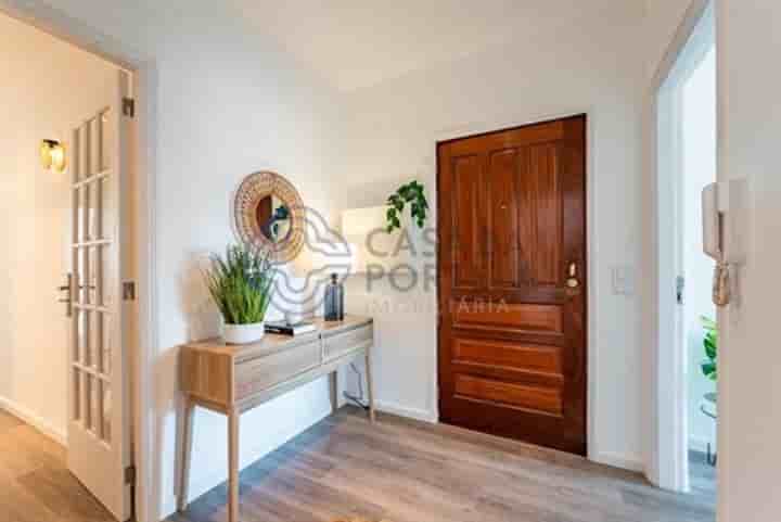 Apartment for sale in Mafamude