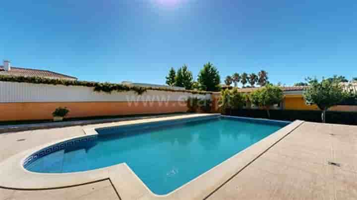 House for sale in Corroios