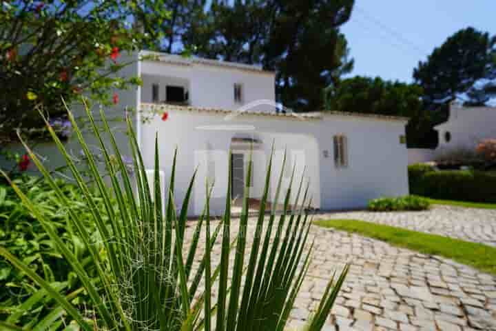 Haus zum Verkauf in Vilamoura