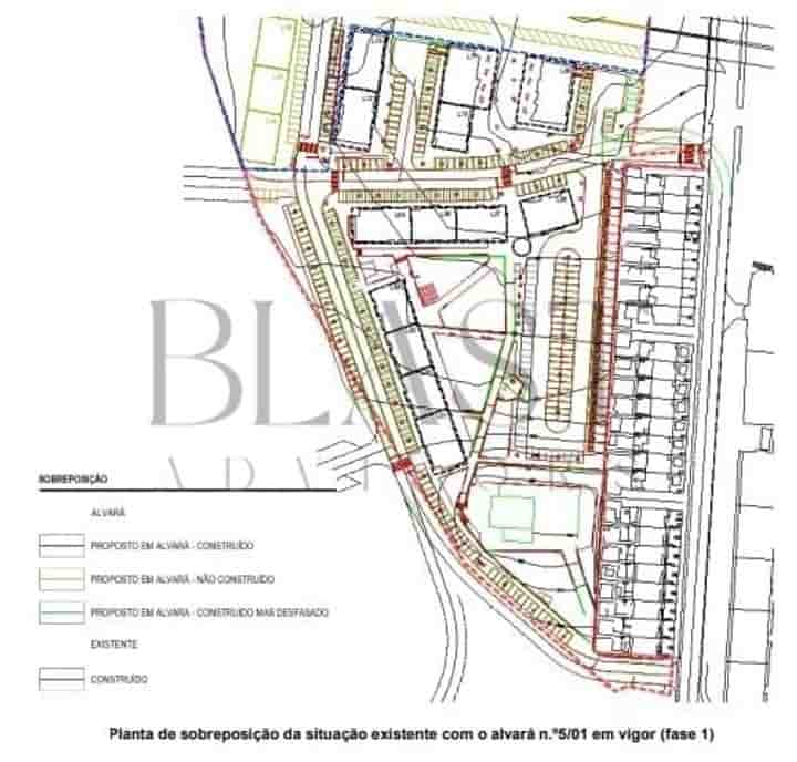 Outro para venda em Faro (Sé e São Pedro)