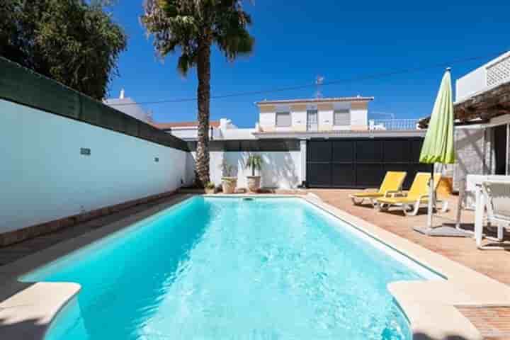 Maison à vendre à Luz de Tavira e Santo Estêvão