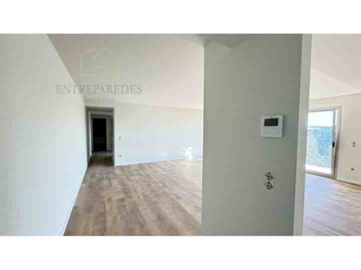 Apartment for sale in Vilar De Andorinho