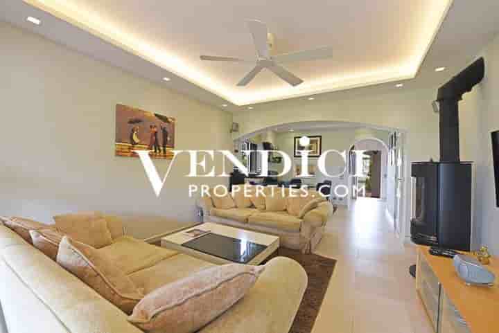 Apartment for sale in Almancil