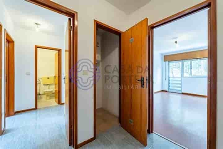 Apartment for sale in Vilar De Andorinho