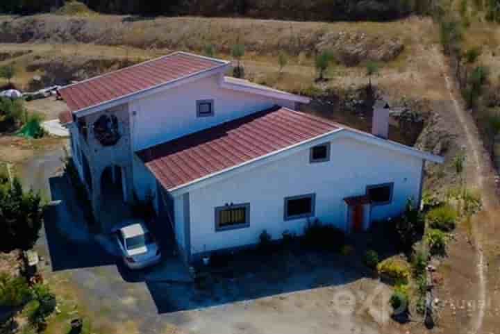 Maison à vendre à Mirandela