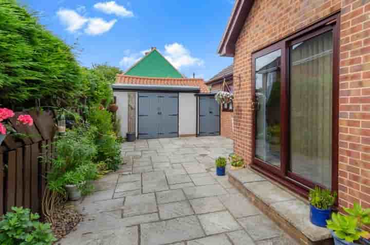 House for sale in Clifton Avenue‚  Chesterfield‚ S43