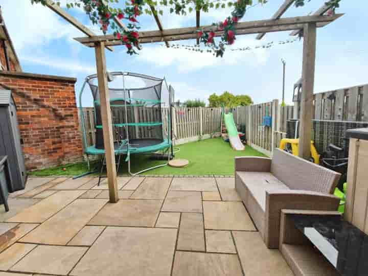 Дом для продажи в Marian Crescent, Askern‚  Doncaster‚ DN6