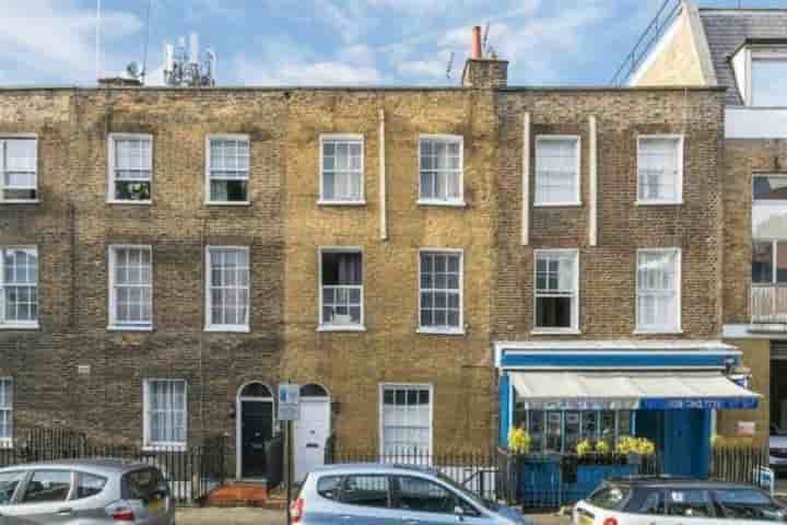 Apartment for sale in 7 Star Street‚  London‚ W2