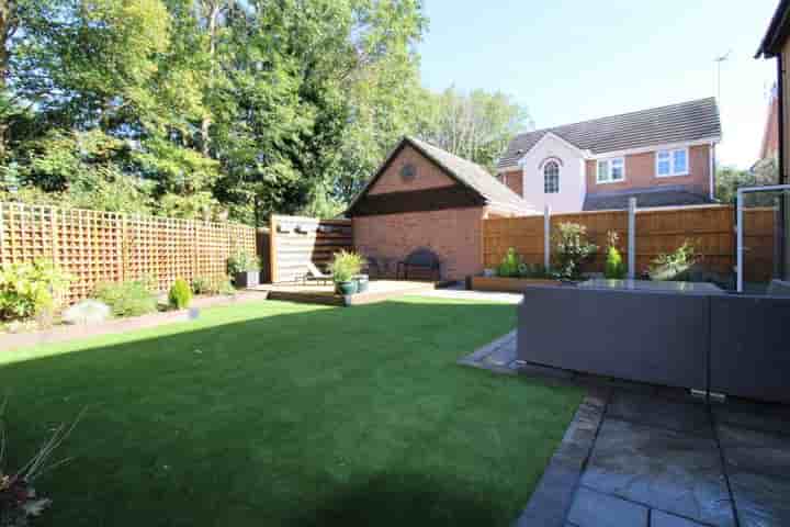 House for sale in Jasmine Close‚  Basildon‚ SS16