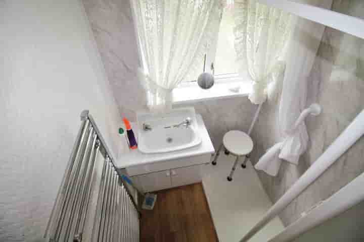 House for sale in Wymersley Road‚  Hull‚ HU5