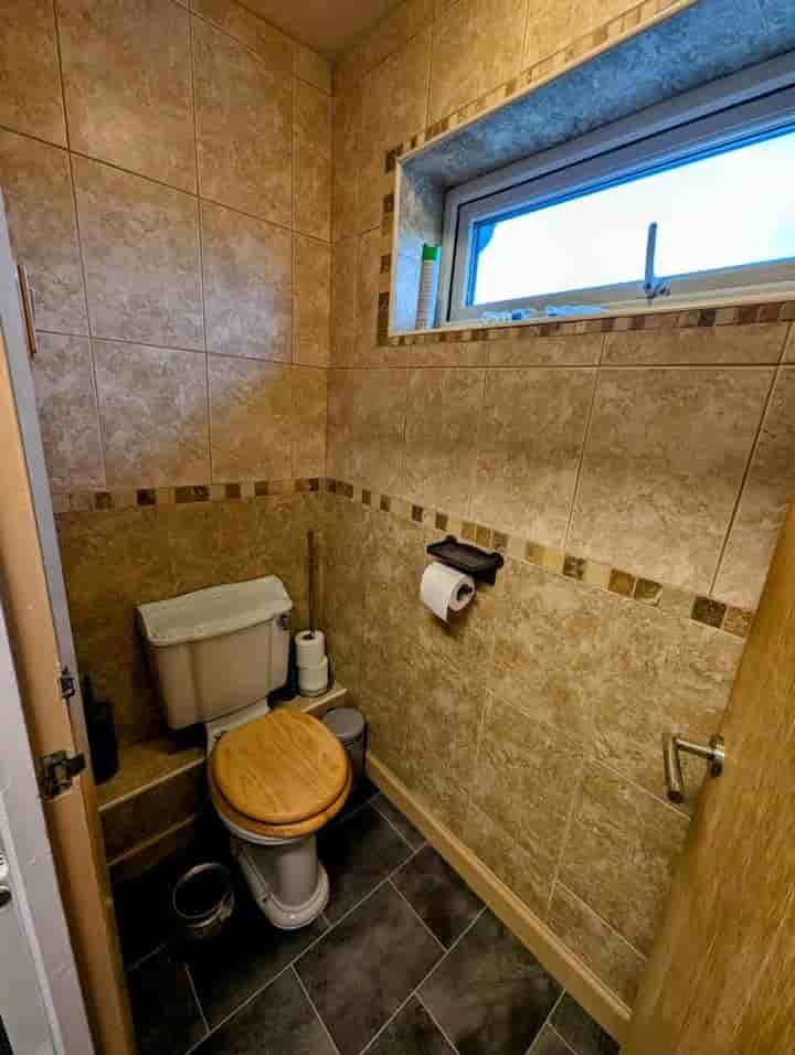 House for sale in Cheriton Close‚  Hyde‚ SK14