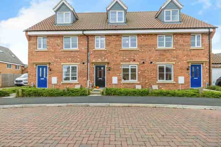 House for sale in Kirk Road‚  Branston‚ LN4