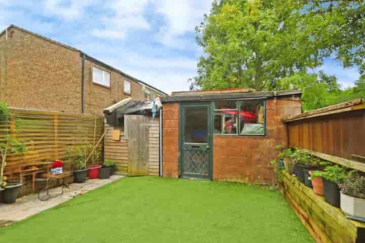 Casa para venda em Oakham Close‚  Swindon‚ SN5