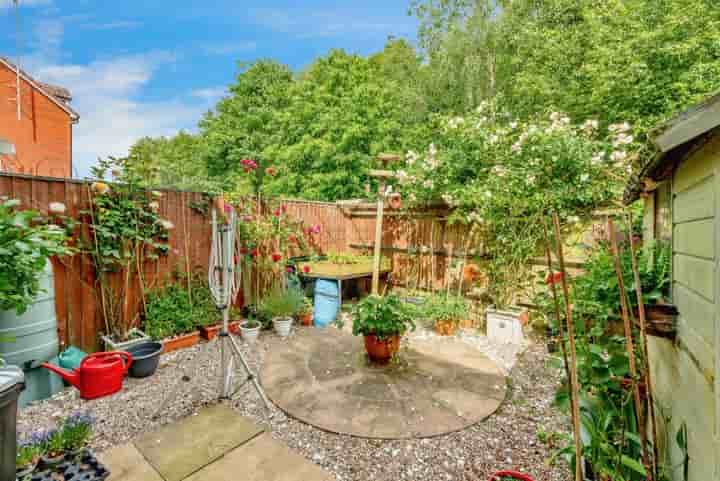 House for sale in Fraser Walk‚  Haywards Heath‚ RH17