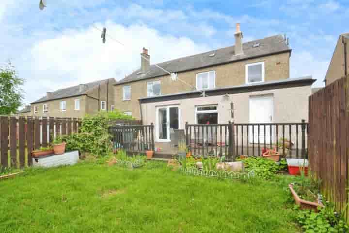 Apartment for sale in Crewe Crescent‚  Edinburgh‚ EH5