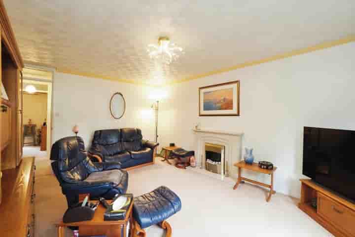 House for sale in Bamburgh Close‚  Nottingham‚ NG17