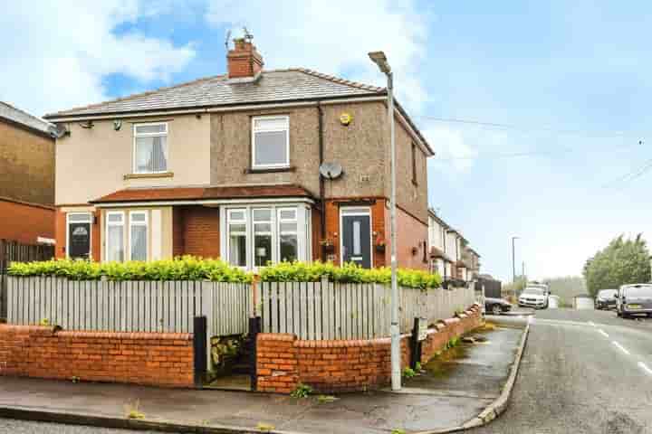 Maison à vendre à Lindley Moor Road‚  Huddersfield‚ HD3