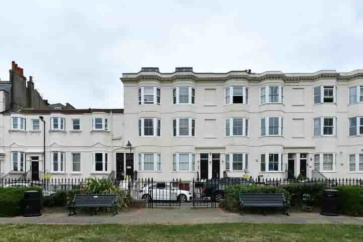 Apartamento para venda em Clarence Square‚  Brighton‚ BN1