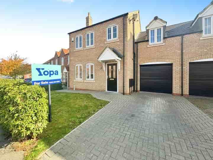 House for sale in Bob Rainsforth Way‚  Gainsborough‚ DN21