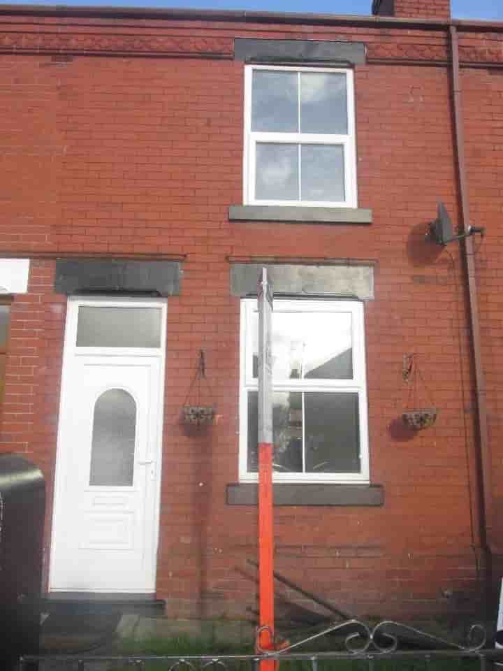 Дом для продажи в Adamson Street‚  Ashton-In-Makerfield‚ WN4