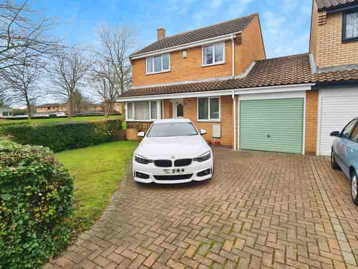 Casa para venda em The Boundary‚  Milton Keynes‚ MK6