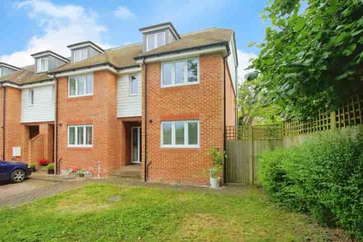 House for sale in Laurel Bank Close‚  Westerham‚ TN16