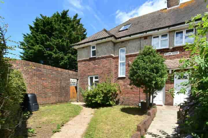 Casa para venda em Beeding Avenue‚  Hove‚ BN3