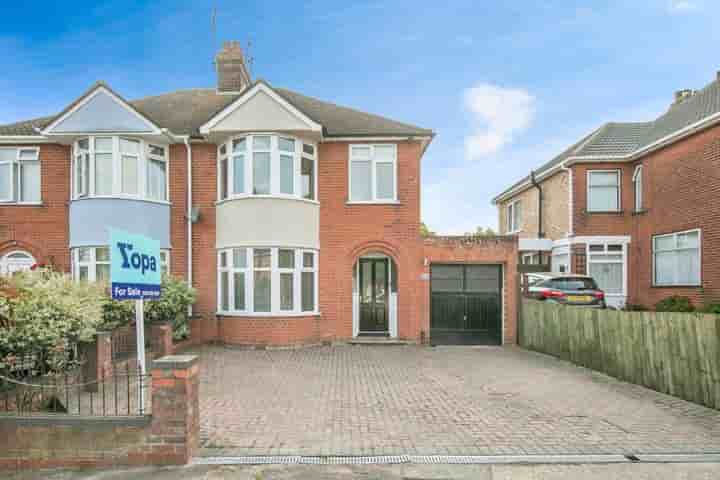 House for sale in Beechcroft Road‚  Ipswich‚ IP1