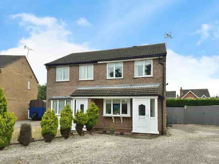 Casa para venda em Brough Close‚  Doddington Park‚ LN6