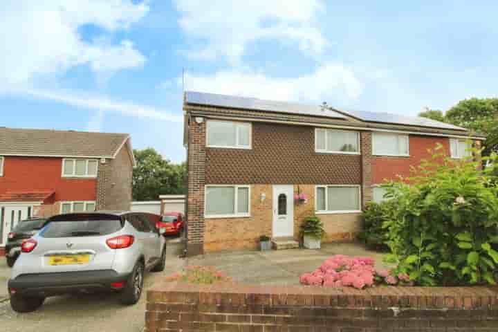 House for sale in Hague Avenue‚  Rotherham‚ S62