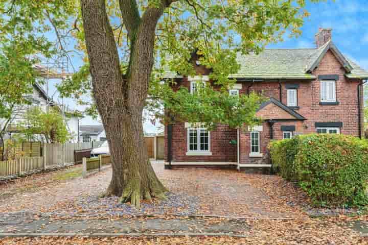 House for sale in Thistleton Road‚  Preston‚ PR4