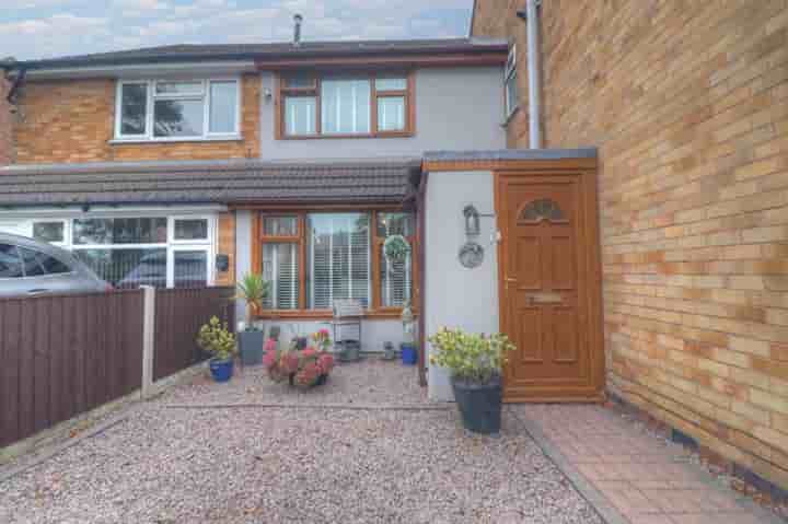 Casa para venda em Humberstone Lane‚  Leicester‚ LE4