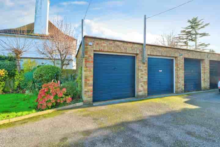 Apartamento para venda em Bathurst Road‚  Folkestone‚ CT20