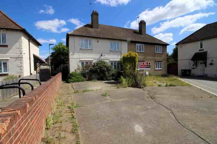 Haus zum Verkauf in South Close‚  Dagenham‚ RM10