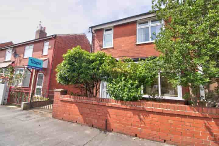 Casa in vendita a Ashworth Lane‚  Bolton‚ BL1