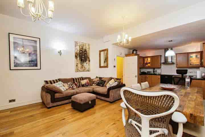 Apartment for sale in The Highway‚  London‚ E1W