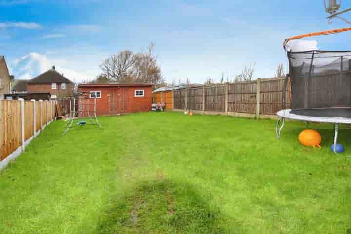 Casa para venda em Acacia Close‚  Nottingham‚ NG15