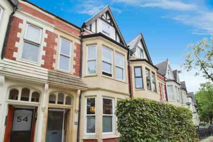 House for sale in Pen-y-lan Road‚  Cardiff‚ CF24