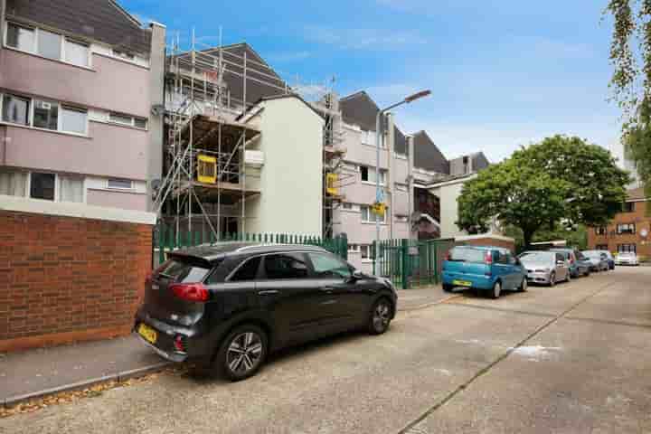 Maison à vendre à Orsett Terrace‚  Woodford Green‚ IG8