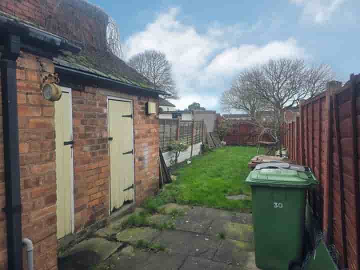 Hus till salu i Waverley Road‚  Wednesbury‚ WS10