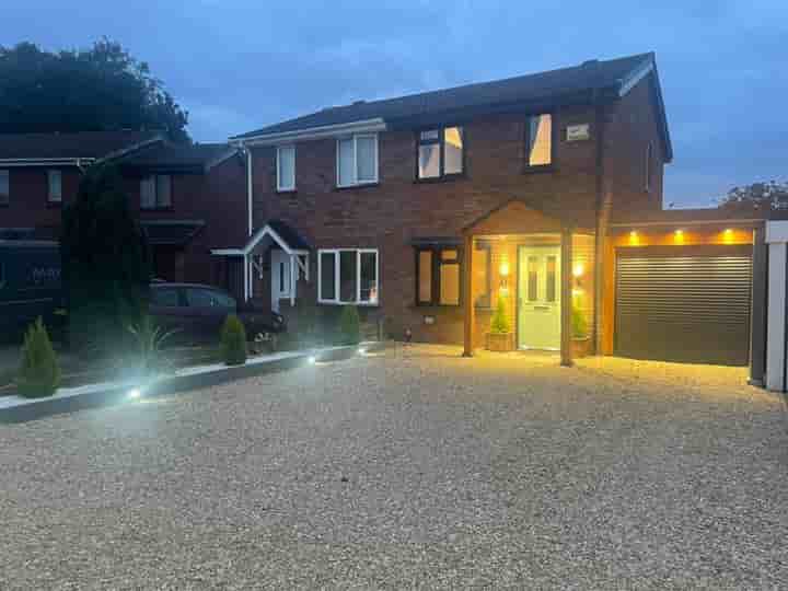 Haus zum Verkauf in Sovereign Close‚  Telford‚ TF4